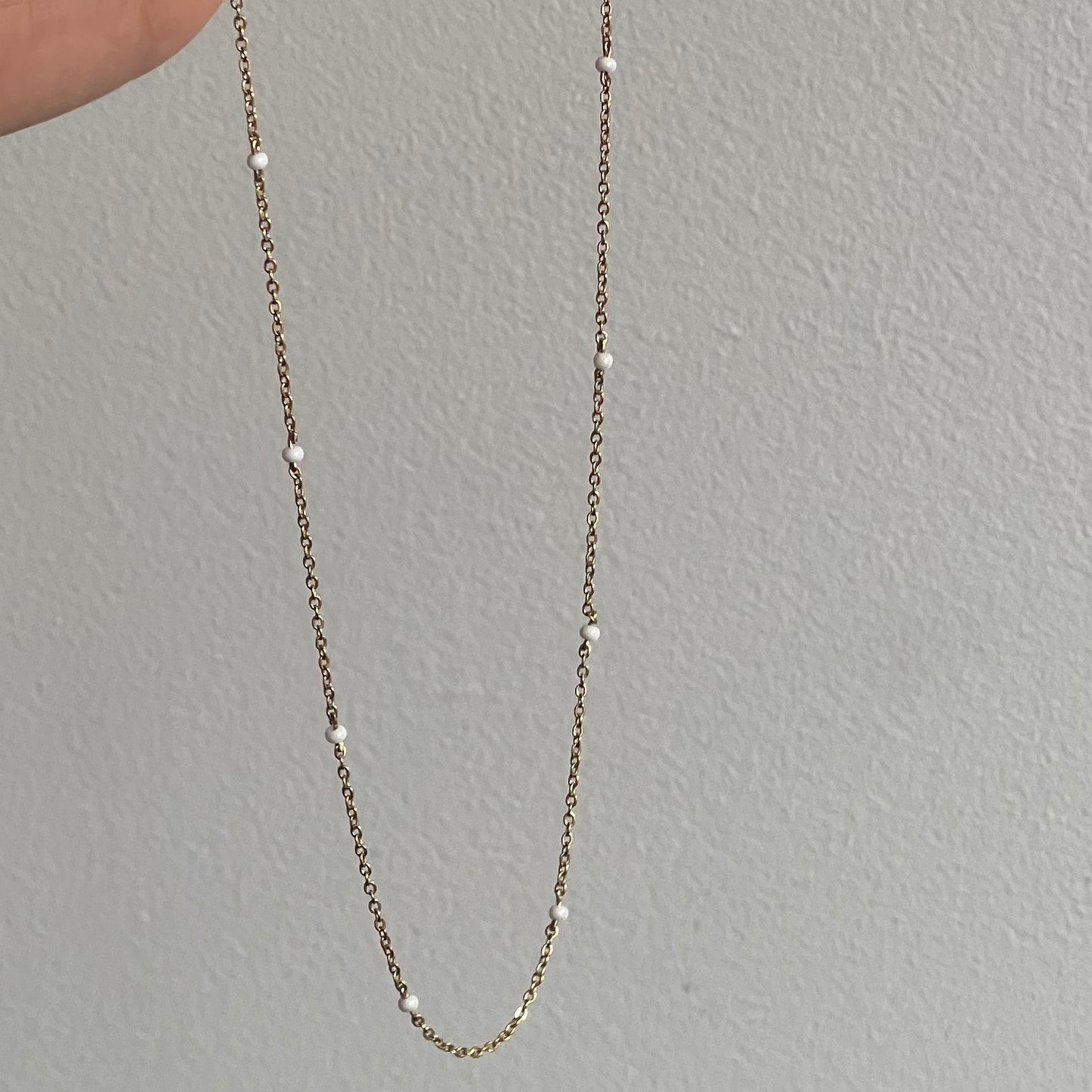 DOTTED CHAIN NECKLACE